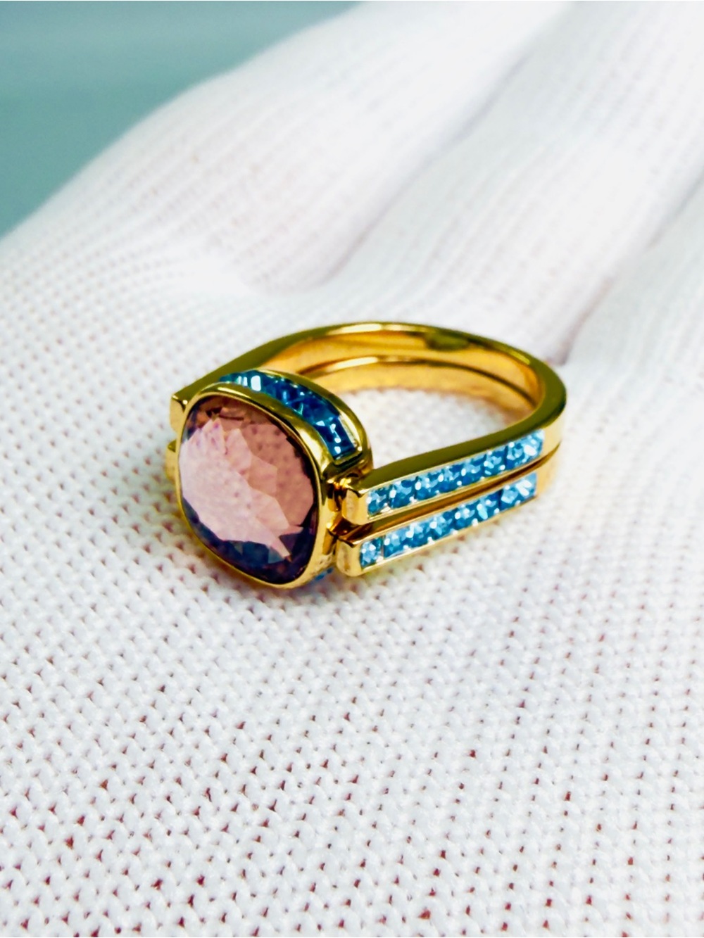 Swarovski Chroma Ring 5706306 Size 52 US 5.75 Gold Tone Crystal NWT
